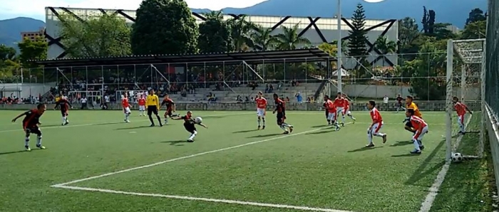 La Independencia y Las Acacias, finalistas