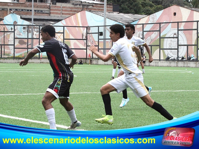 Reyes cae ante Ãguilas