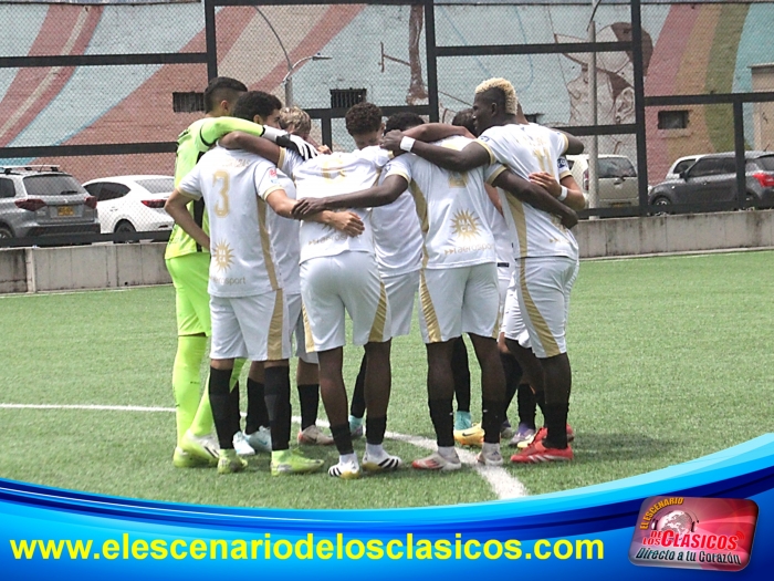 Reyes cae ante Ãguilas