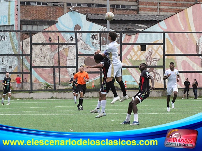 Reyes cae ante Ãguilas