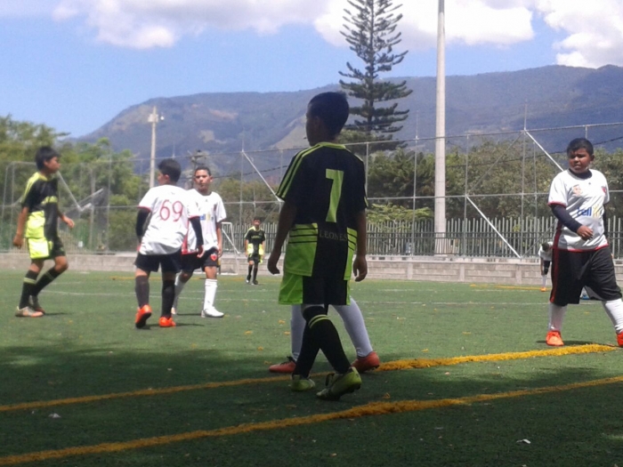 Unidos por el Fútbol en Paz, torneo infantil iniciado el sábado en Itagüí