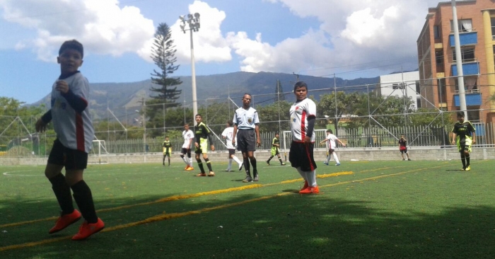 Unidos por el Fútbol en Paz, torneo infantil iniciado el sábado en Itagüí