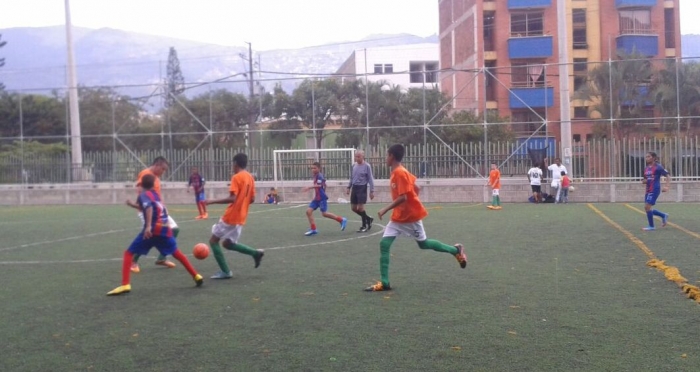 Unidos por el Fútbol en Paz, torneo infantil iniciado el sábado en Itagüí