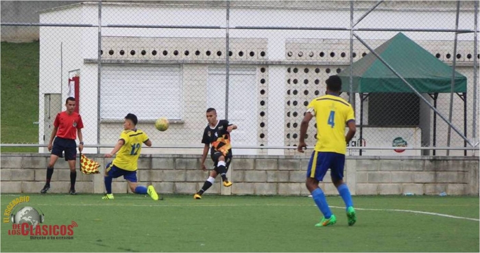 Ditaires clasificó con tranquilidad