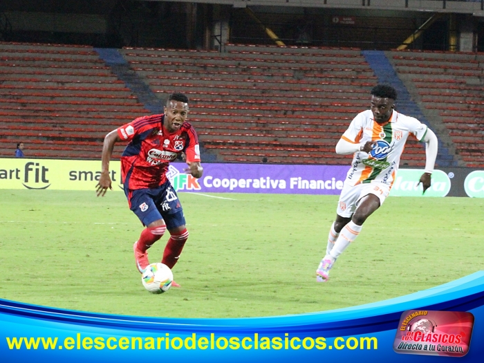 Envigado derrota al DIM