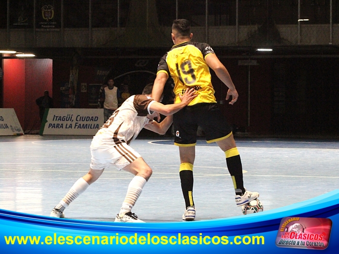 CayÃ³ Leones como local
