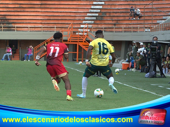 Leones salvÃ³ un punto ante Tigres