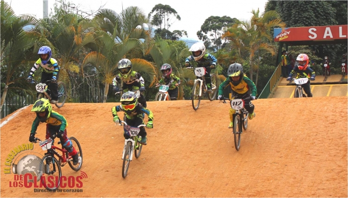 Imágenes del 8° Chequeo de bicicros