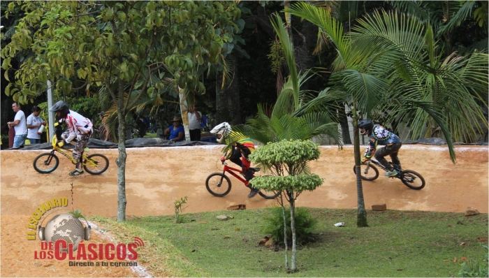 Imágenes del 8° Chequeo de bicicros