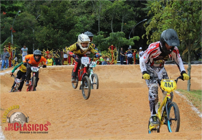Imágenes del 8° Chequeo de bicicros