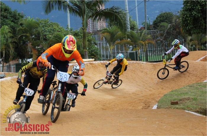 Imágenes del 8° Chequeo de bicicros