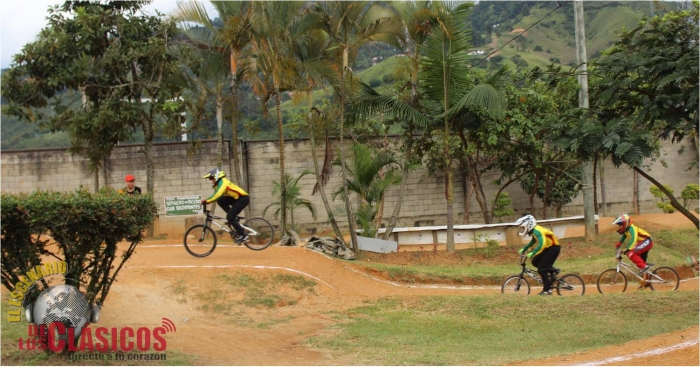 Imágenes del 8° Chequeo de bicicros