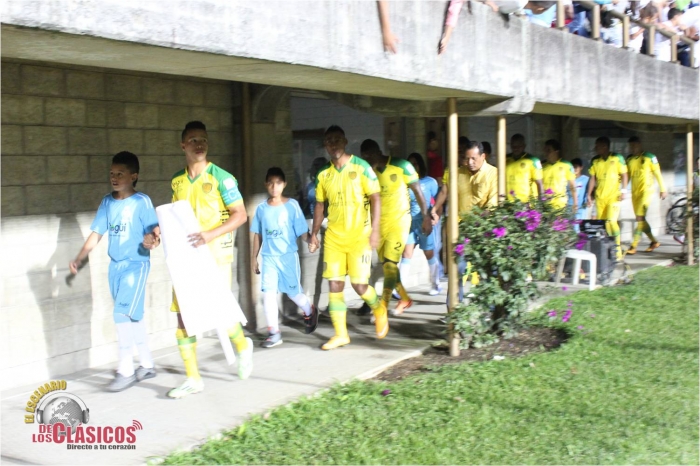 El duelo felino terminó en tablas