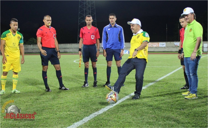 El duelo felino terminó en tablas