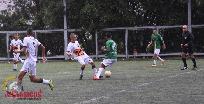 Ditaires F.C tuvo buen comienzo en los cuadrangulares finales