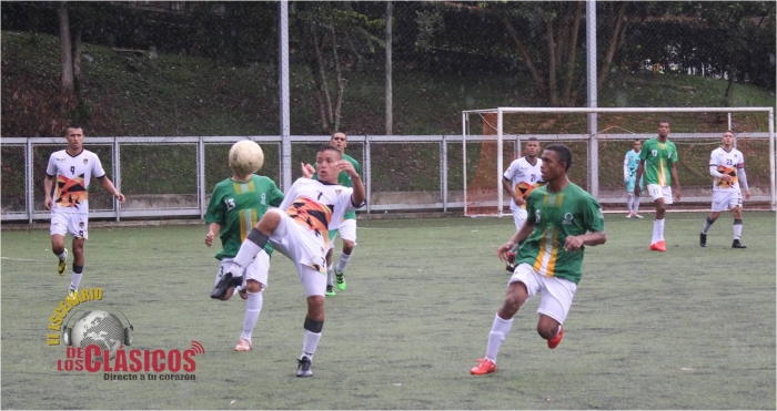 Ditaires F.C tuvo buen comienzo en los cuadrangulares finales