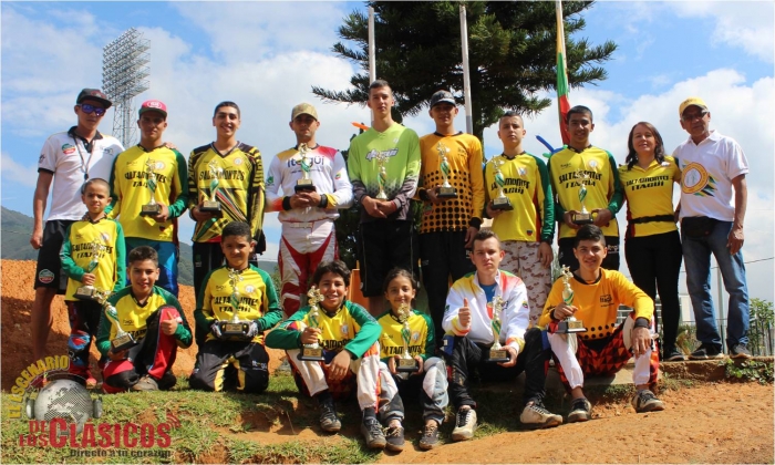 Último chequeo del año y reconocimiento a los mejores 