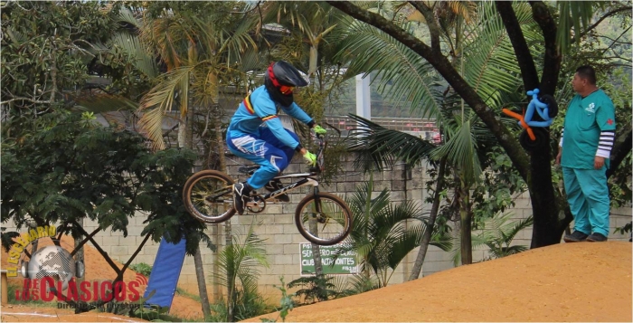 Último chequeo del año y reconocimiento a los mejores 