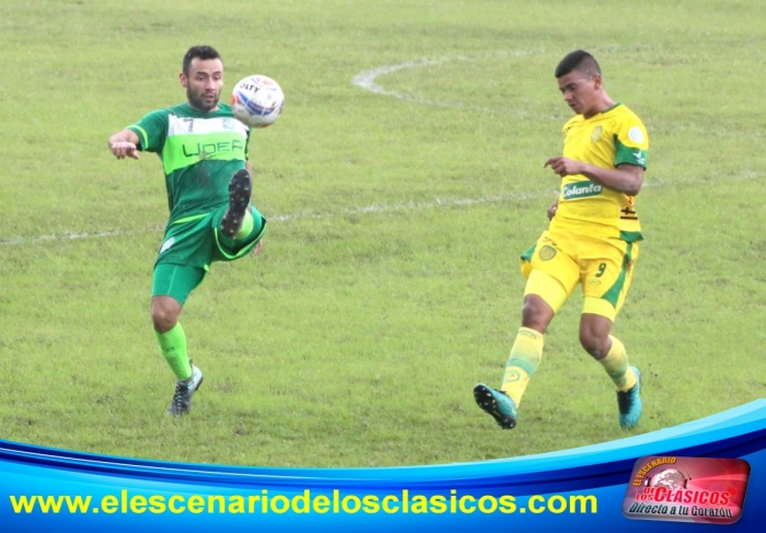 Universitarios derrotaron a felinos al cierre de la fecha 9 de la Primera A