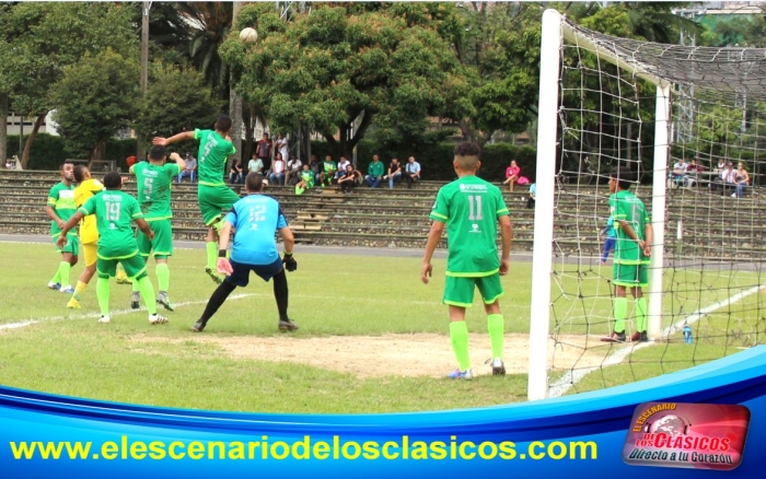 Universitarios derrotaron a felinos al cierre de la fecha 9 de la Primera A