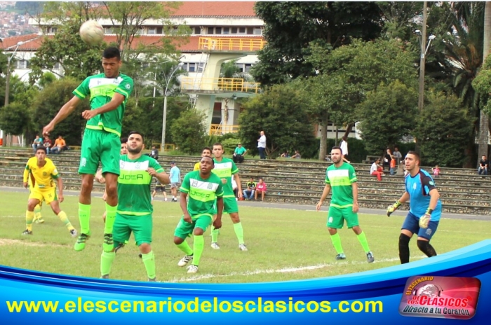 Universitarios derrotaron a felinos al cierre de la fecha 9 de la Primera A